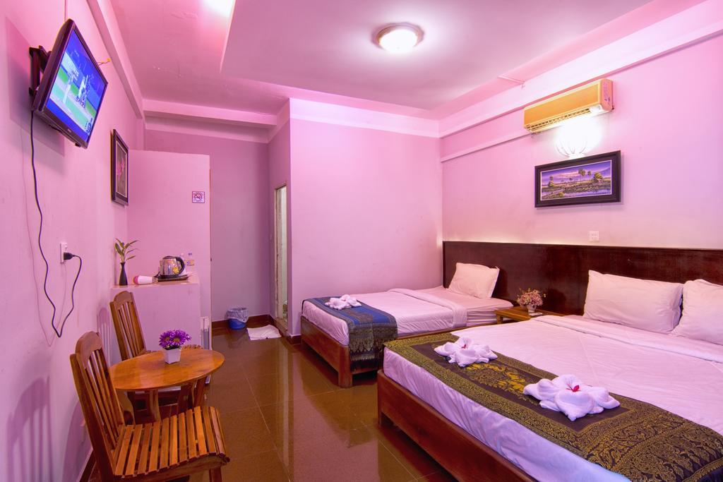 Mama'S Villa Phnom Penh Bilik gambar