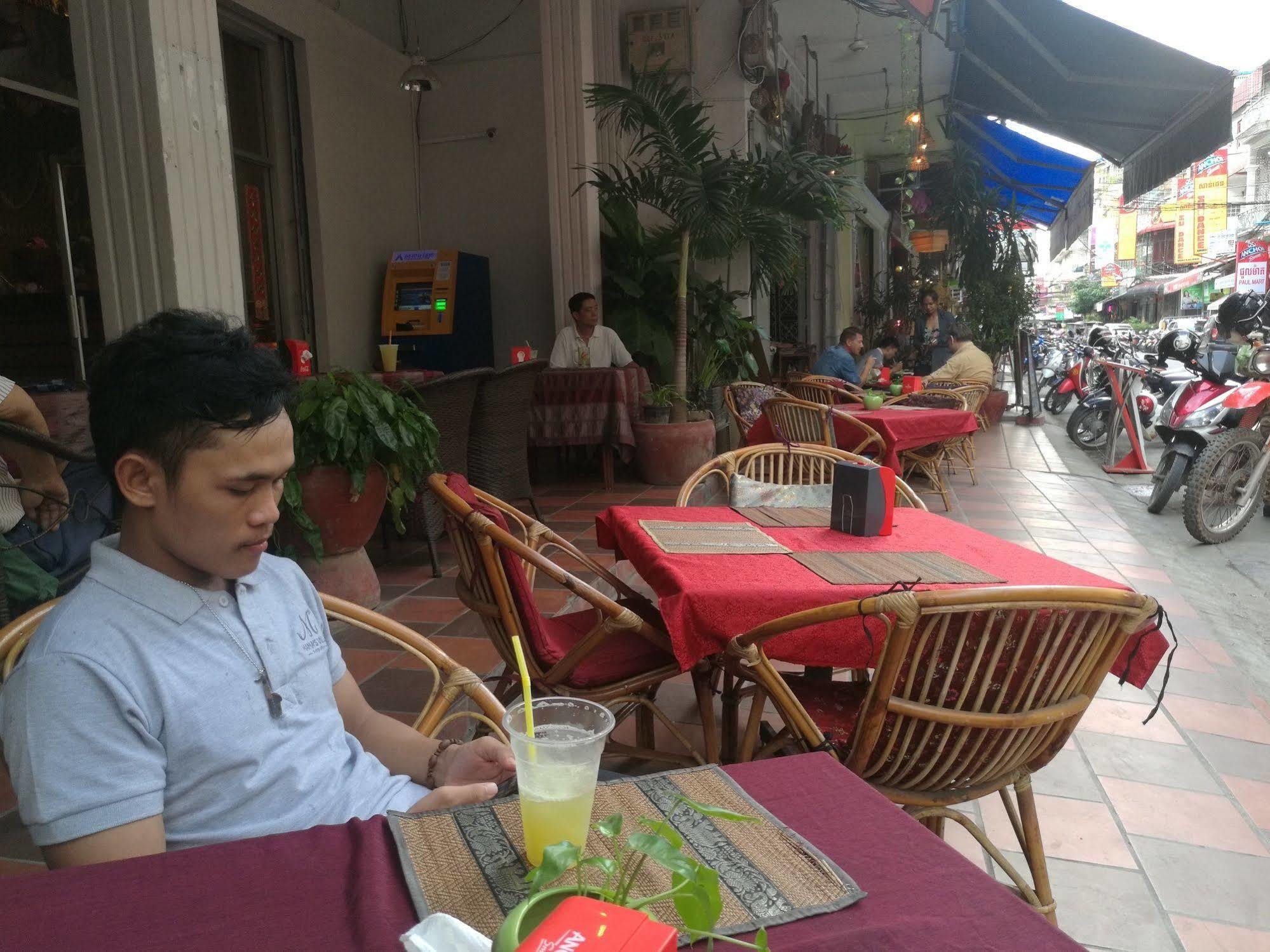 Mama'S Villa Phnom Penh Luaran gambar